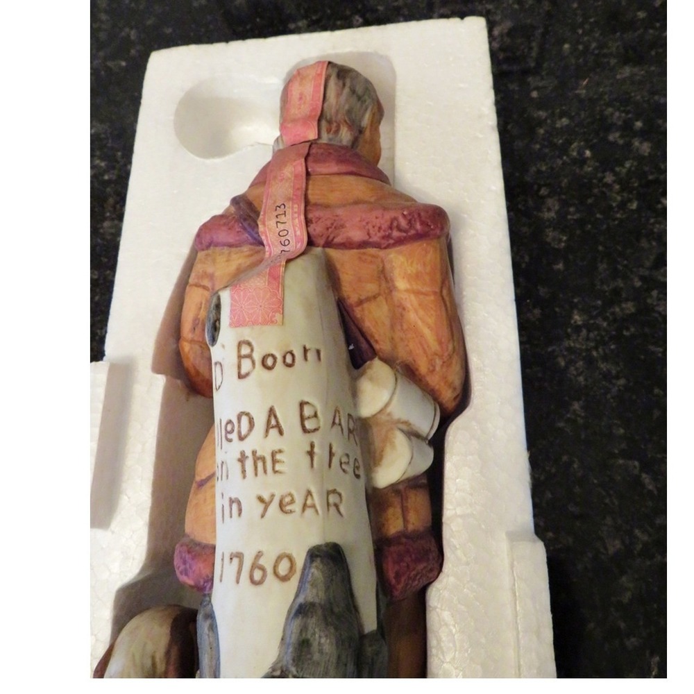 Vintage McCormick Daniel Boone Bourbon Whiskey Decanter w/ Box 86 Proof‎ Empty - Picture 6 of 16